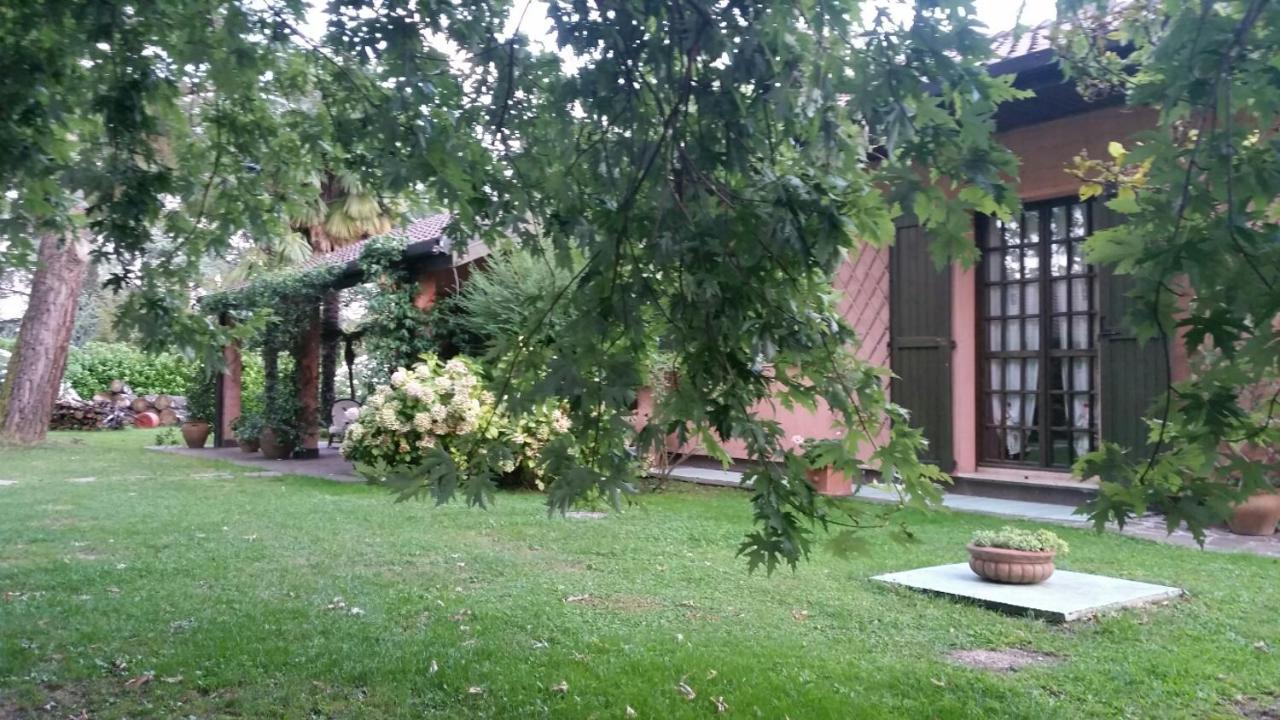 B&B Al Roncaccio Calco  Bagian luar foto