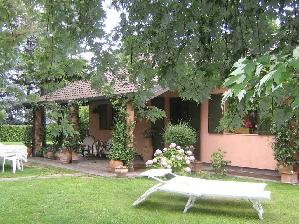 B&B Al Roncaccio Calco  Bagian luar foto